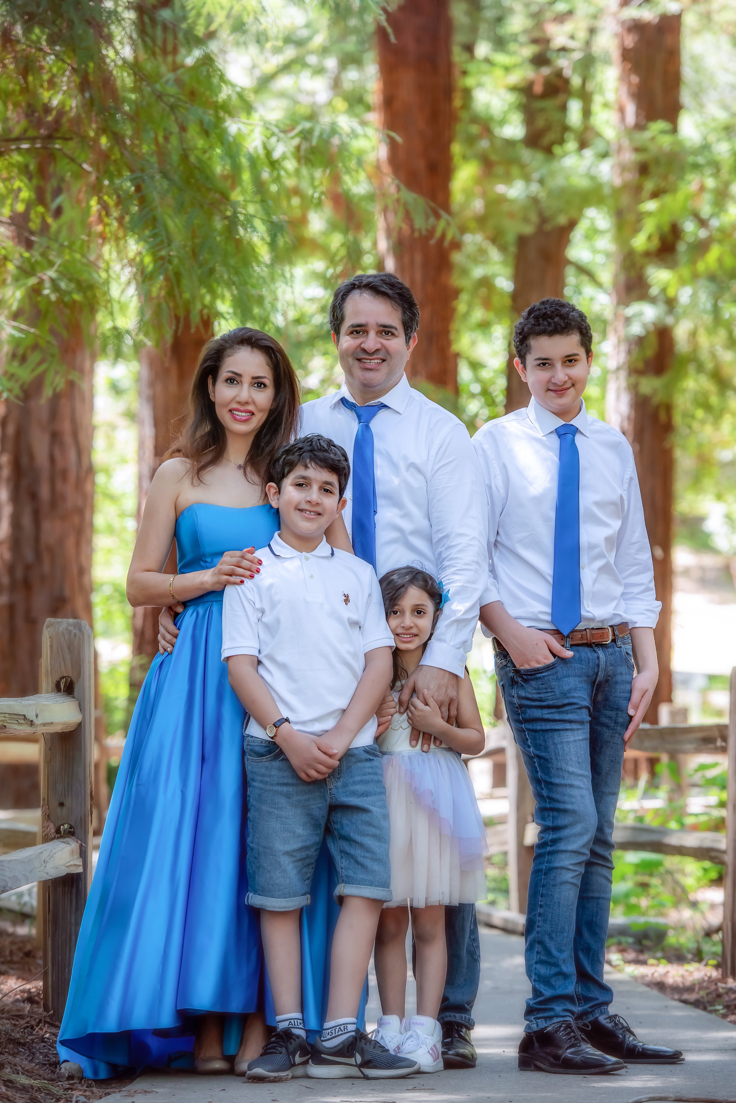 Family session by Ebi Safi Photography